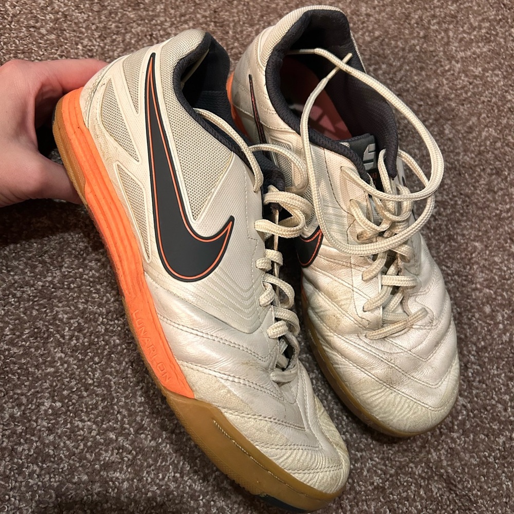 Nike Lunar Gato 5 Indoor Soccer Shoes 8.5